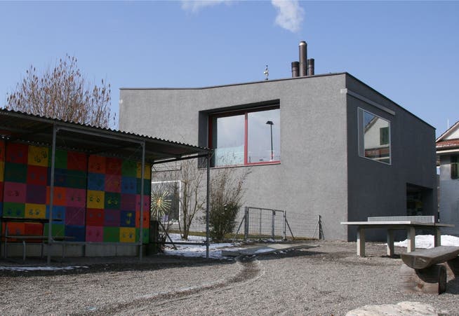 Das Schulhaus im Zentrum Freienwil wurde im Jahr 2006 eingeweiht.