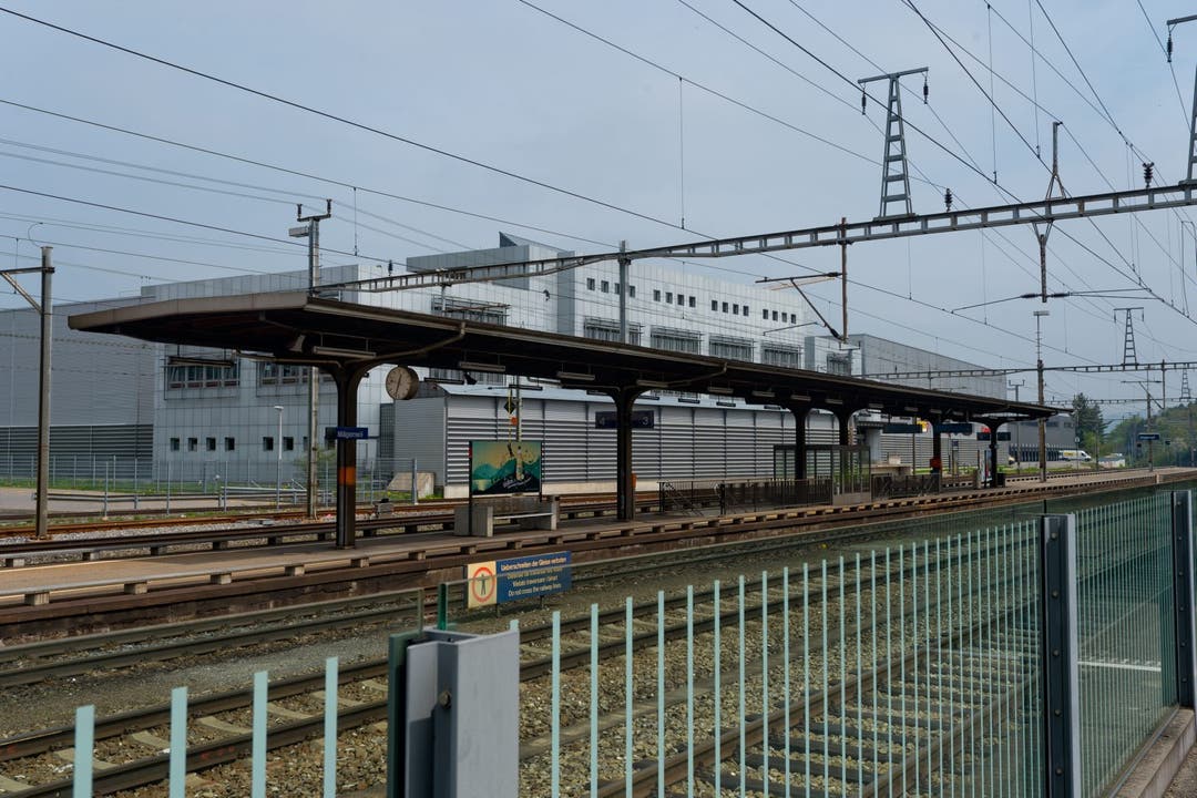 Die SBB will im Bahnhof Maegenwil die Perrons aufstocken und die Zugaenglichkeit zu den Geleisen verbessern001