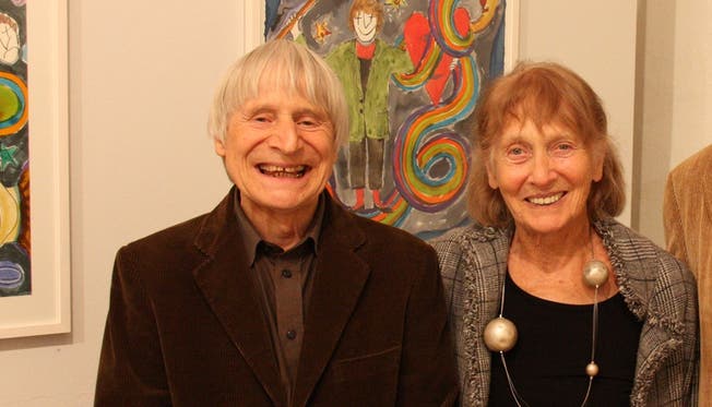 Wiedersehen in der Galerie 6: Dimitri und seine Frau Gunda mit Stadtrat Carlo Mettauer (rechts). mch