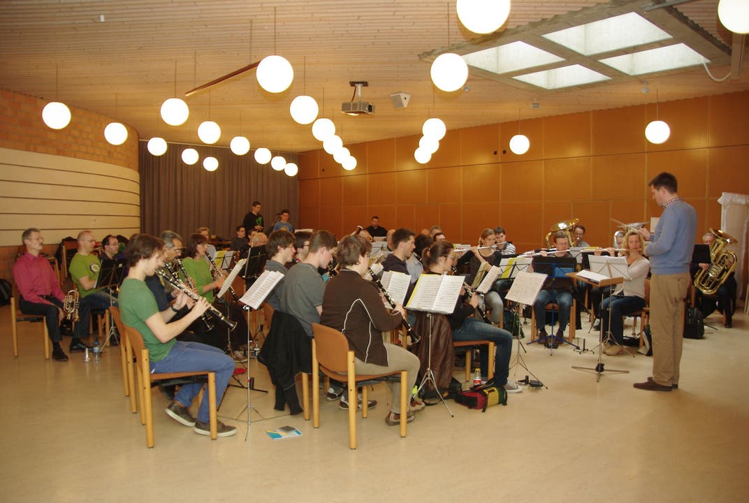 Das Musikorps übt in Fislisbach