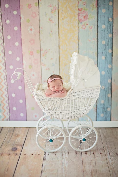 Als selbstständige Fotografin macht Laura Kissling unter dem Namen «Little Dreams» Bilder wie mit diesem Neugeborenen