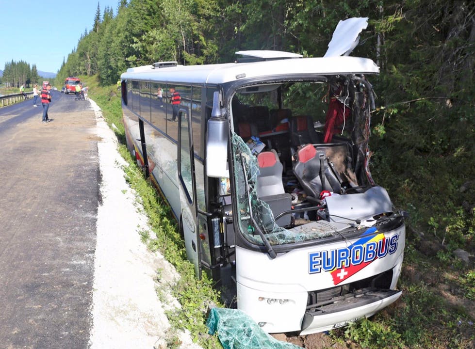 Aargauer Busdrama in Norwegen - drei Schweizer tot, 13 verletzt (TeleM1)