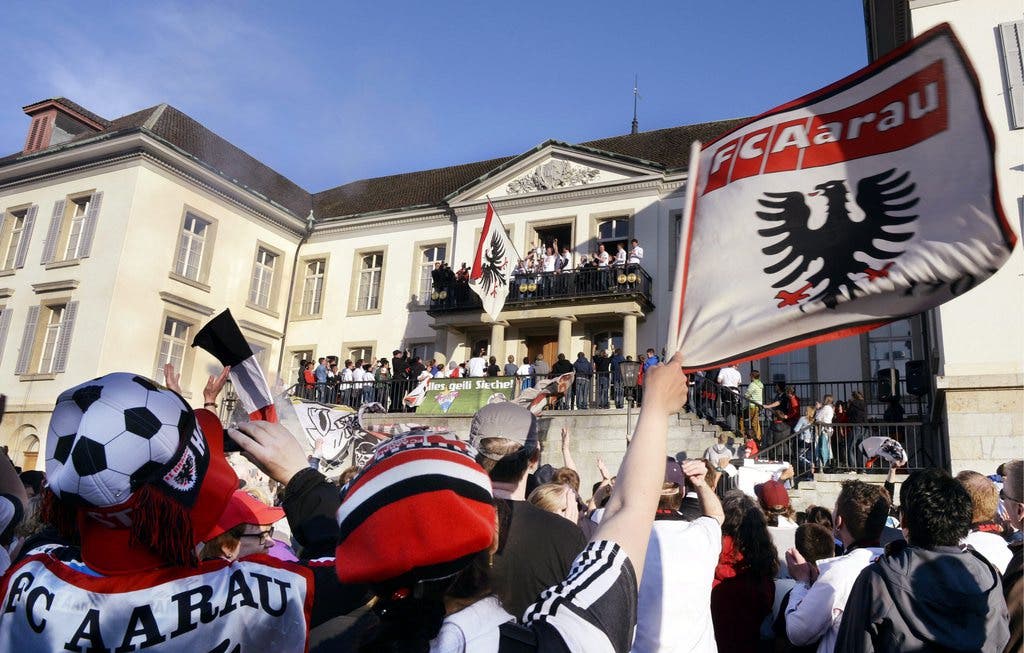 Die Fans feiern ihren FCA auf dem Aargauerplatz