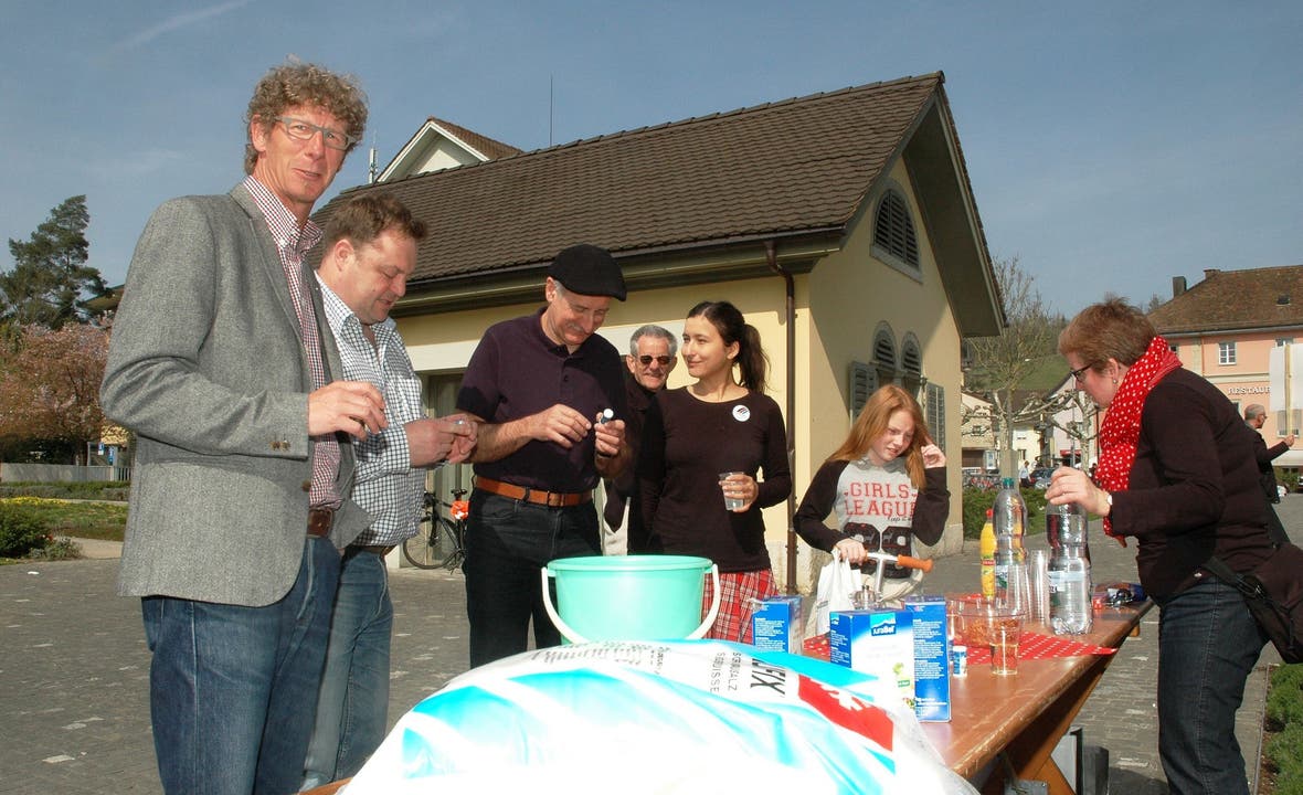1.-April-Scherz in Brugg: Statt Streusalz gab es Salzstängeli
