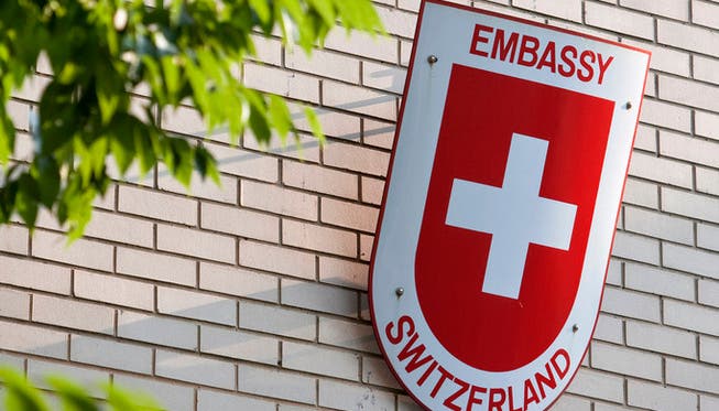 Sozialhilfeleistungen sollen in den ersten Monaten nach der Rückkehr in die Schweiz vom Bund übernommen werden. (Symbolbild)