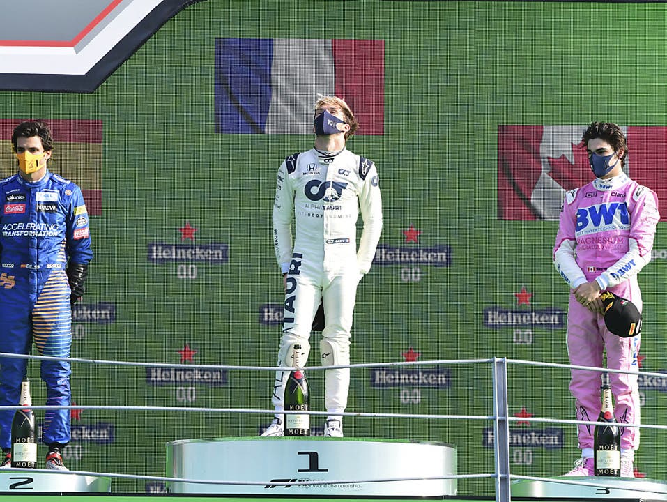Das aussergewöhnliche Spitzentrio nach einem aussergewöhnlichen Rennen (v.l.): Carlos Sainz, Pierre Gasly, Lance Stroll