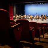 «Nach der Pause geht es weiter»: Sinfonieorchester und Opernensemble spielen trotzdem im Theater-Provisorium, wenn auch nur konzertant und ohne Live-Publikum. (Bild: Benjamin Manser)