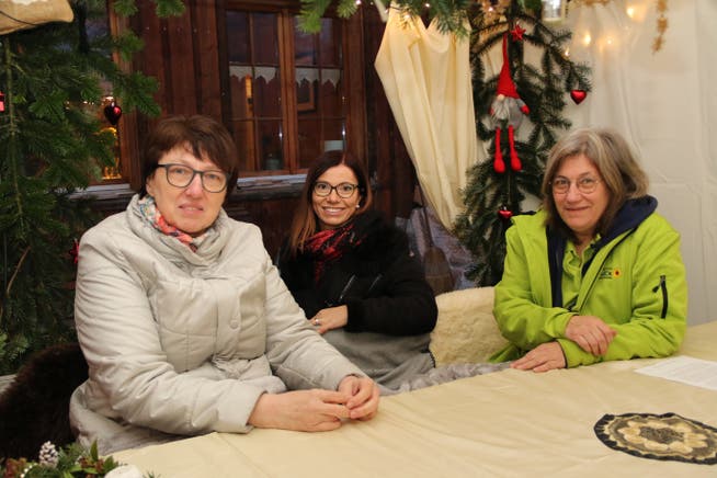 RehaEx-Präsidentin Doris Eberhardt, Gemeinderätin Sandra Stadler und Angelina Horber, Betriebsleiterin RehaEx. 