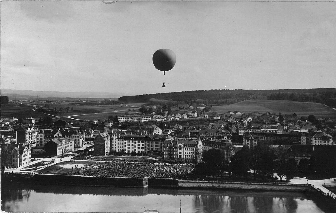 Das Areal des Turnschänzli 1923 beim Start des Ballons Helvetia