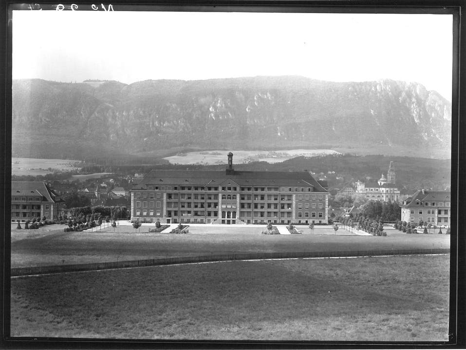 Das Bürgerspital wurde zwischen 1926 und 1930 erbaut. Das Foto zeigt den Gebäudekomplex 1931.