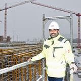 Projektleiter Giovanni Corrado auf der Lidl-Baustelle in Weinfelden. (Bild: Mario Testa (Weinfelden, 6. Januar 2021))