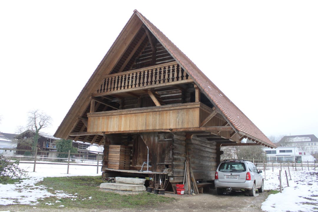 Restaurierter Holzspeicher an der Bellacherstrasse Selzach