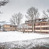 Die Schulanlage mit Sek- und Primarschule sowie Turnhalle in Eschenz. (Bild: Andrea Stalder)