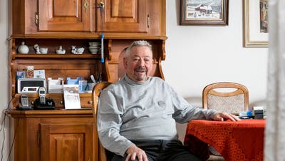 Heiri Lüthi feiert seinen 90. Geburtstag. Der Schlieremer Metzger machte seine Kundschaft jahrzehntelang mit seinen Fleisch- und Wurstwaren glücklich. Noch heute schwört er auf seine Spezialitäten. (Sandra Ardizzone)