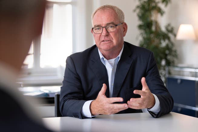 Christoph Mäder ist seit Herbst der Chef vom Wirtschaftsdachverband Economiesuisse. Nun fordert er den Bundesrat zu Lockerungen auf.