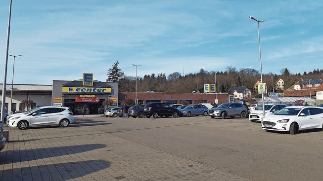 Der Parkplatz des Laufenburger Einkaufszentrums Laufenpark bleibt dieser Tage öfter beinahe leer.