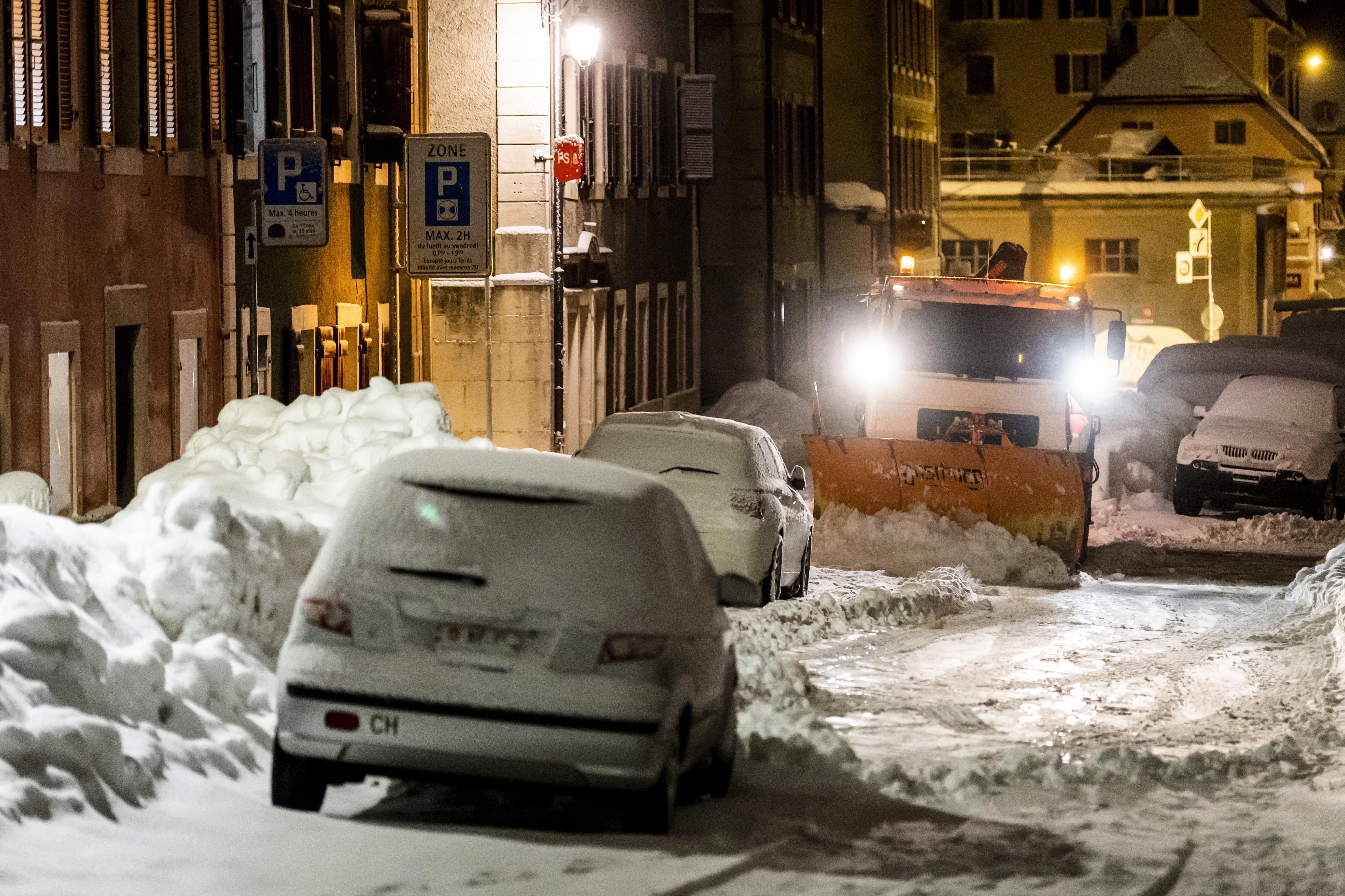 Weisser Wochenstart - Erneuter Schneefall: Vorsicht Vor Glatteis Und ...