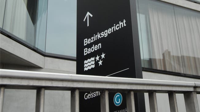 Das Bezirksgericht am Schulhausplatz Baden.