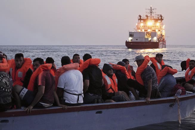 Migranten auf dem Mittelmeer: Die EU hat eine Idee entwickelt, wie sie auf die einzelnen Länder verteilt werden sollen.