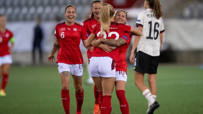 photo Schweizer Nationalmannschaft Frauen schweizer frauen nati erst der