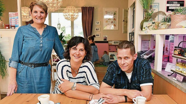 Die letzten Welschenrohrer Gastrounternehmer: (v.l.) Colette Rieder, Mirjam und Peter Läuffer.