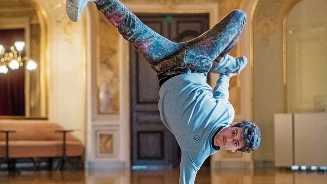 Jakub Józef Orliński wagt den Spagat zwischen Opernbühne und Breakdance – und das erfolgreich.Bild: Urs Jaudas