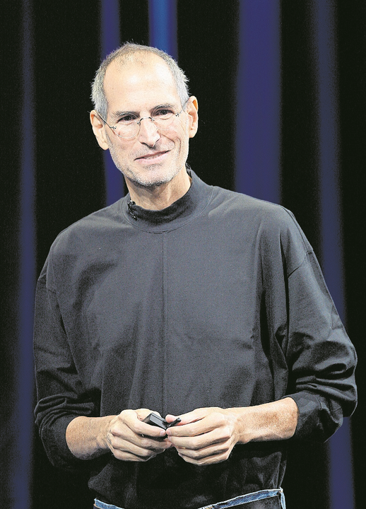 Steve Jobs (1955-2011), ehemaliger Apple-Chef: Mit einer unklaren Strategie hatte sich Apple beinahe in die Pleite manövriert. Dann kam Mitgründer Steve Jobs, der die Firma zuvor wegen eines Streits verlassen hatte, zurück. Ihm gelang mit dem Desktop-Computer iMac die Wende. 2007 landete Apple unter seiner Ägide mit dem iPhone den grossen Wurf. Heute ist Apple mit einem Marktwert von 1,35 Billionen Dollar der zweitwertvollste Konzerne der Welt. (gjo)