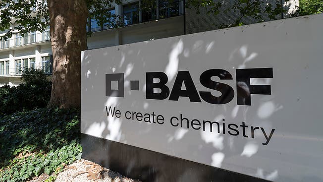 35'000 Liter Desinfektionsmittel will die BASF innerhalb von zwei Wochen herstellen.