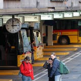 Die Buslinie 9 soll weiter durchs Badener Römerquartier fahren - das fordern viele Anwohner