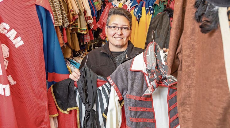 Ein neues Zuhause für 5'000 Kostüme: Dullikerin zieht mit ihrem Kostümverleih ins «Wollehus»