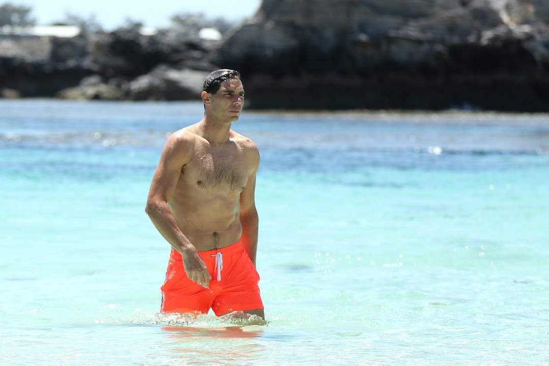 Rafael Nadal an einem Strand bei Perth.