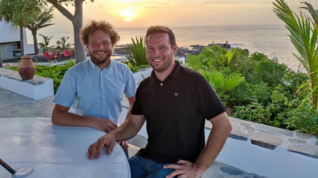 Samuel Vörös (l.) und Dominik Grossenbacher führen 26 Betriebe in der Schweiz und neuerdings ein Resort auf den Kapverden.