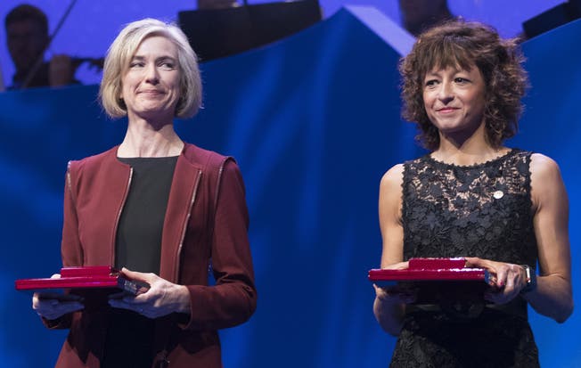 Bereits mehrfach ausgezeichnet: Biochemikerin Jennifer Doudna und die Mikrobiologin Emmanuelle Charpentierbei der Verleihung des Kavli Prize in Oslo 2018