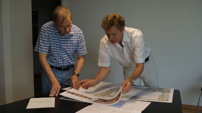 Baukommissionspräsident Peter Mohr (l.) und Zentrumsleiter René Brüggemann freuen sich über den Projektfortschritt.