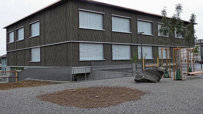 Ende August ist das neue, moderne Schulhaus Feldschen eingeweiht worden.