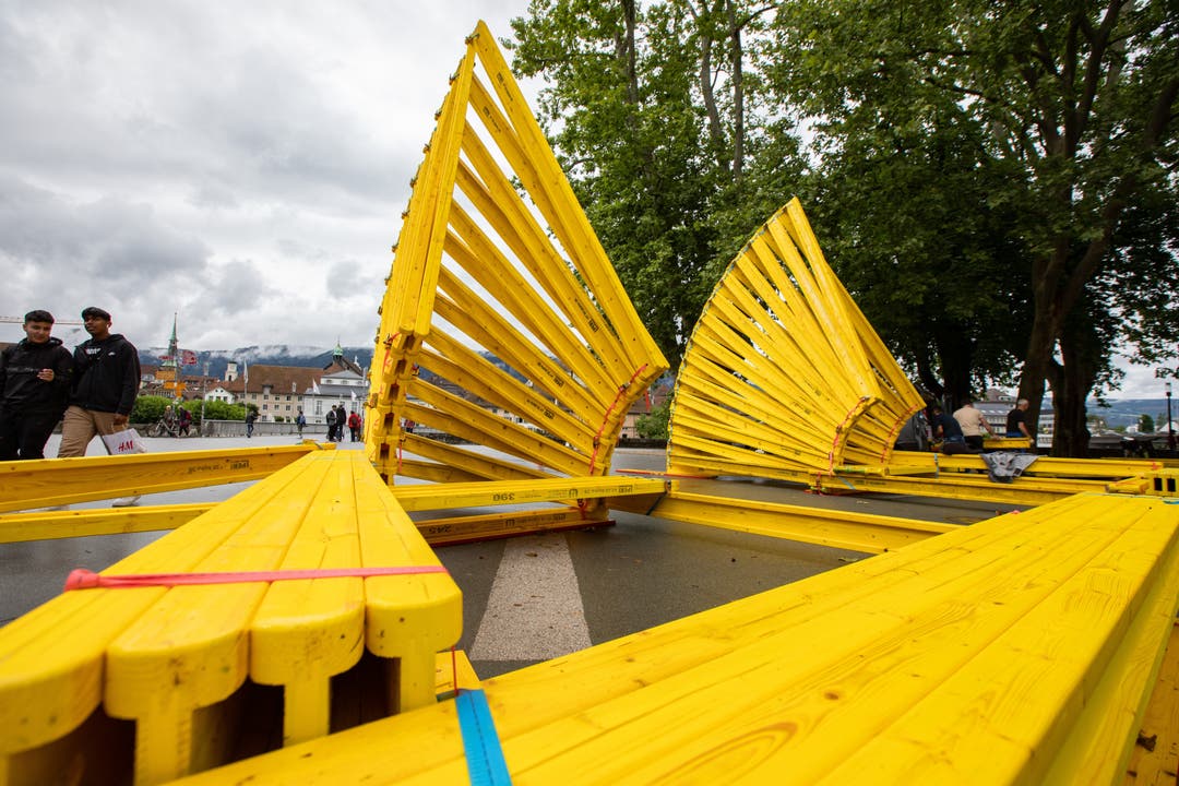 Diese Installation mit dem Namen «Porte jaune» ist eines der 20 unterschiedlichen Kunstobjekte, die für die 2000-Jahr-Jubiläumsausstellung «Zart2020» geschaffen worden ist.