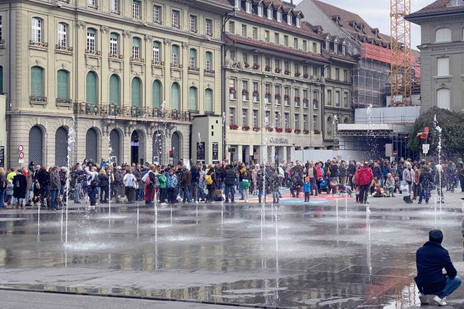 Gegen die Coronamassnahmen wird immer wieder protestiert – wie hier in Bern. Nun beobachtet der Bund eine Radikalisierung der Szene.