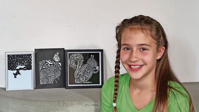 Die 12-jährige Reitnauerin Michelle de Garis ist seit einem Jahr Papierschneiderin.