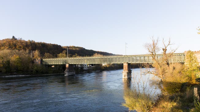 Im Landkreis Waldshut setzt man auf Tranzparenz. (Im Bild: Eisenbahnbrücke Koblenz-Waldshut)
