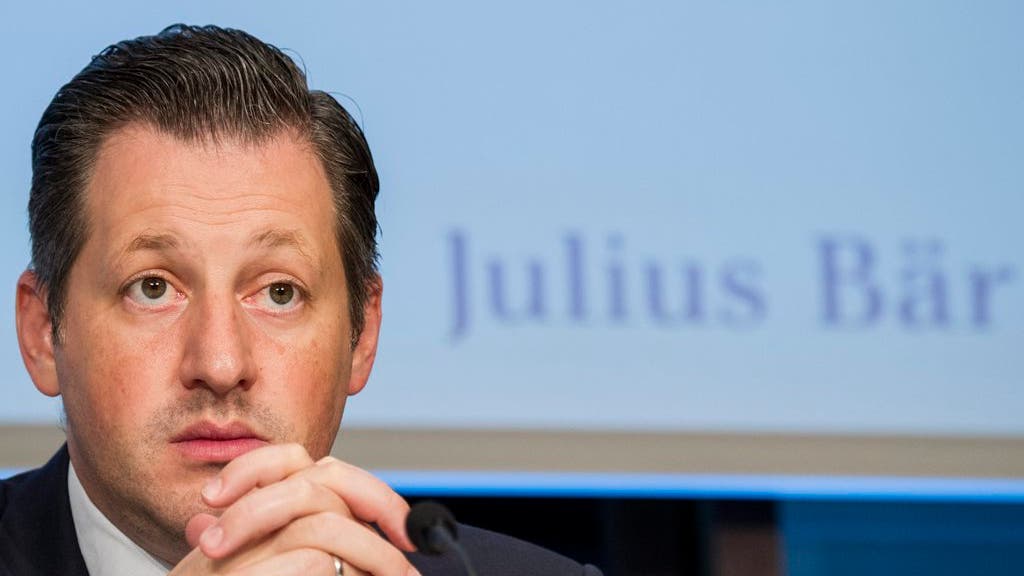 Banken Nach Geruchten Stellt Julius Bar Chef Klar Keine Fusions Gesprache Mit Cs