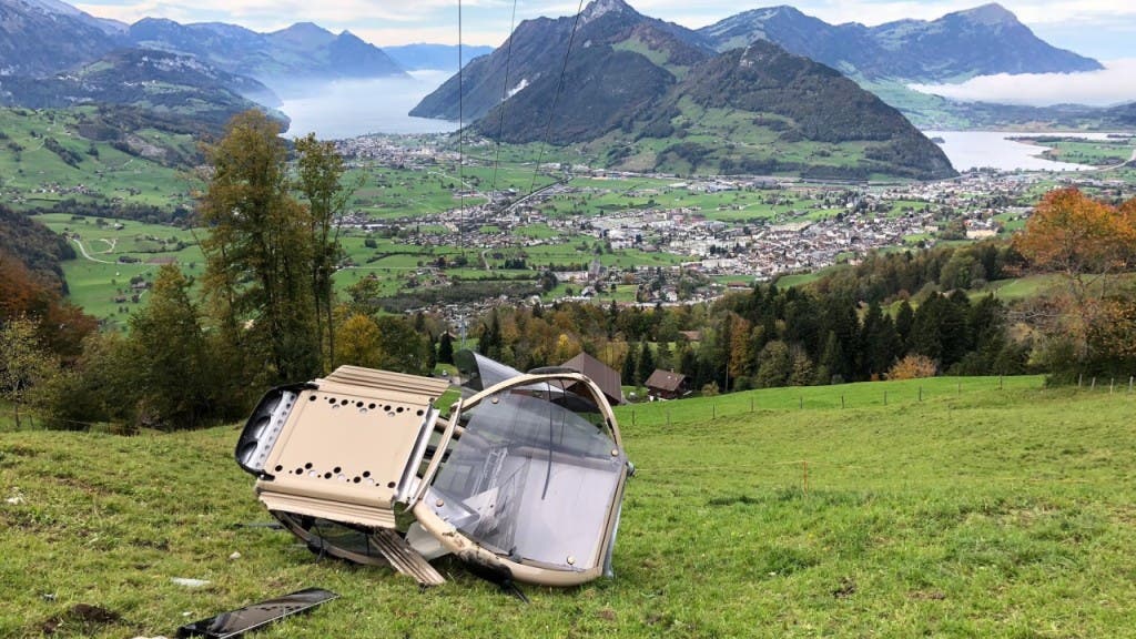 Rotenfluebahn-Gondel stürzt rund 20 Meter in die Tiefe ...