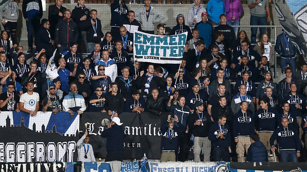 Kriminalitat Filmreifer Uberfall Geklart Luzern Hooligans Wollten Aarauer Fans Ausrauben Und Griffen Die Falschen An