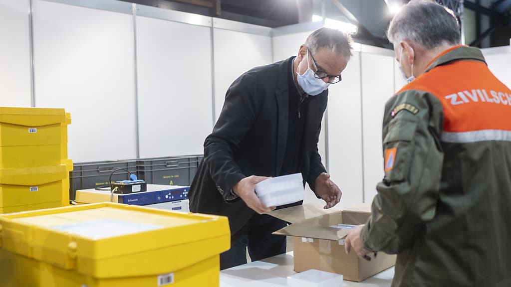 Coronavirus - Schweiz: BAG meldet 5033 neue Coronavirus-Fälle innerhalb von 24 Stunden | St ...