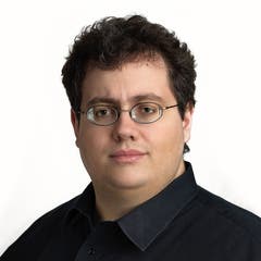 Stefan Thöni, Parat, Steinhausen, Unternehmer, Informatikingenieur, 1985. Motivation: «Ich möchte mich für Freiheit und Teilhabe einsetzen, eine Kombination, die von keinem anderen Kandidaten und keiner anderen Partei geboten wird.»
