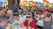 Immer beliebter: ein Brunch statt eine klassische Bundesfeier mit Ansprache. Im Bild der 1.-August-Brunch 2018 in Wilen. Bild: Hans Suter