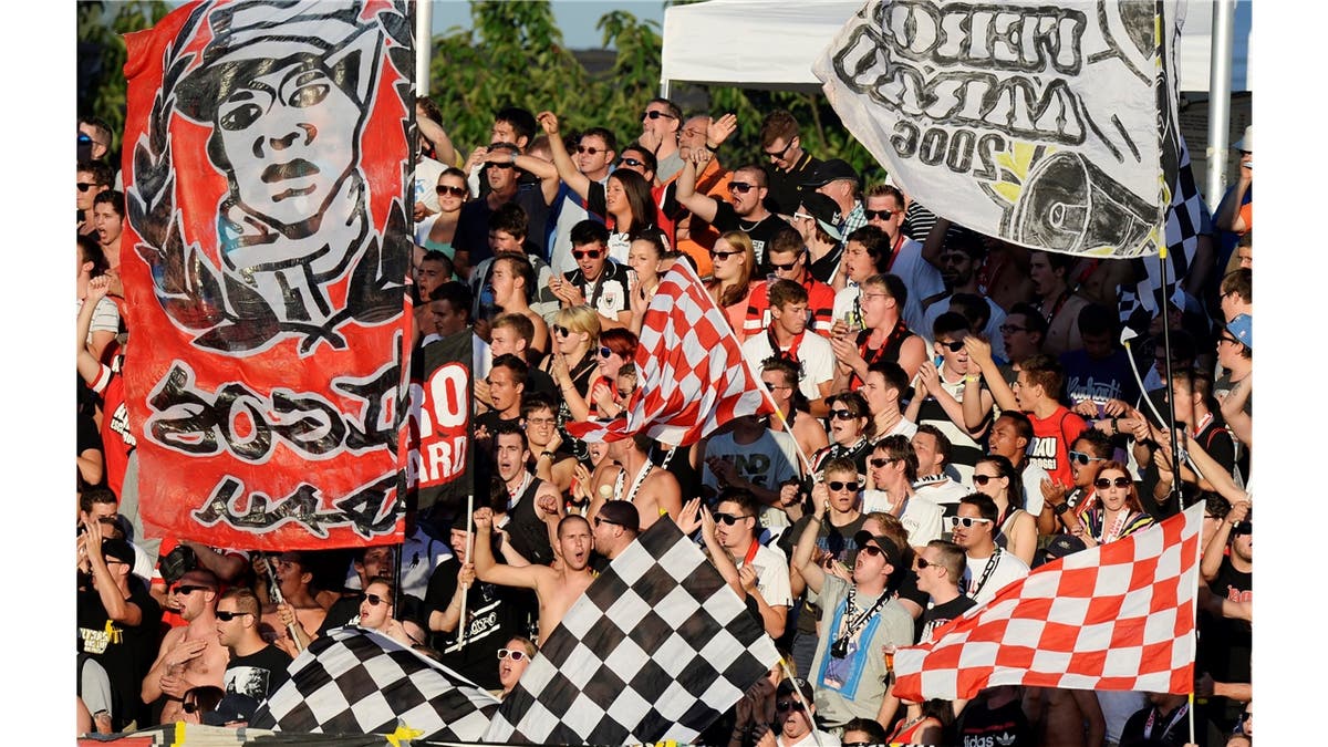 FC Aarau - Hardcore-Fans kehren ins Stadion zurück - St ...