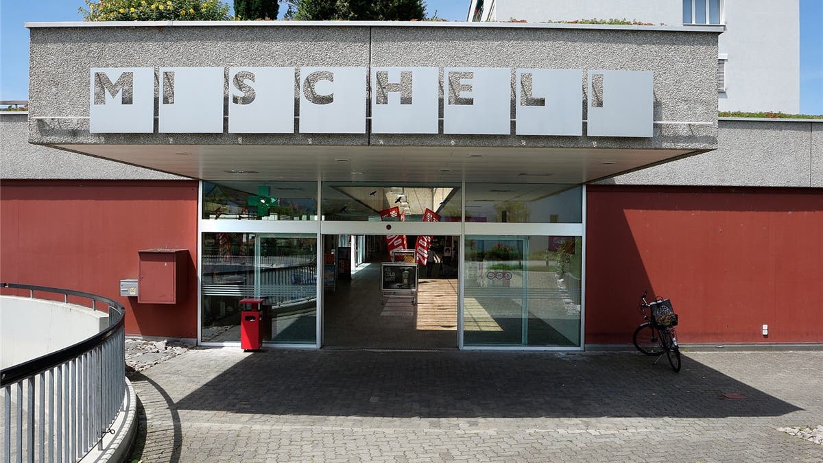 Reinach Mischeli Das Zentrum Am Rand