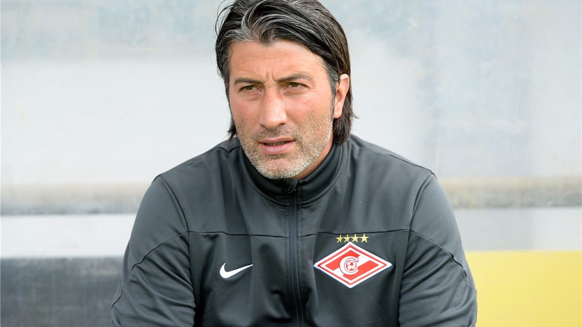 Fussball - Murat Yakin ist frei - aber noch nicht auf dem ...