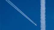 Zu Unrecht am Pranger? Weltweit macht der Flugverkehr 2 bis 3 Prozent des CO2-Ausstosses aus. (Bild: Keystone)