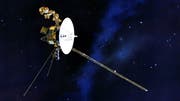 Die Raumsonde «Voyager 1» ist derzeit rund 19 Lichtminuten von der Erde entfernt. In 40'000 Jahren soll sie in der Nähe des Planeten Gliese 445 sein. (Bild: Nasa/PD)